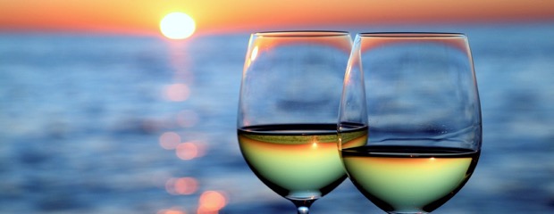 wine-glasses-on-beach-e1374862275338